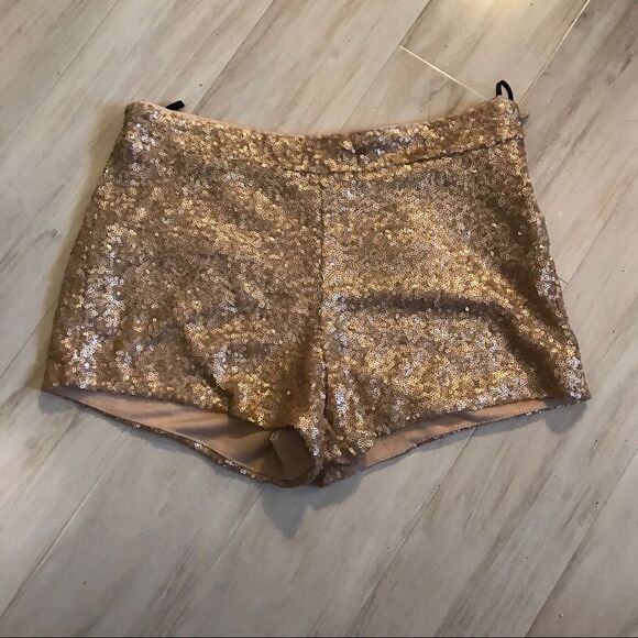 Forever 21 Rose Gold Sequin Shorts S - Picture 2 of 8
